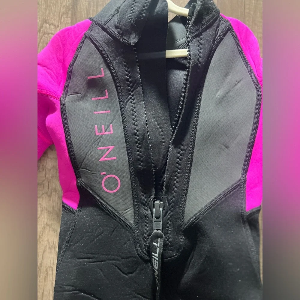 O'Neill Kids Pink and Black Short Sleeve Wetsuit 4t kids girls toddler VGUC